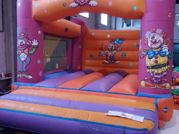 Castillo hinchable el Circo